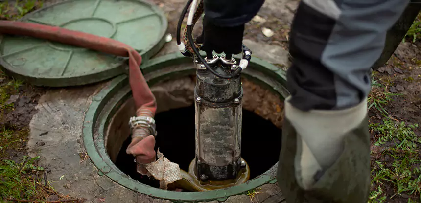 Professional Sewage Cleanup Services in Redan, GA